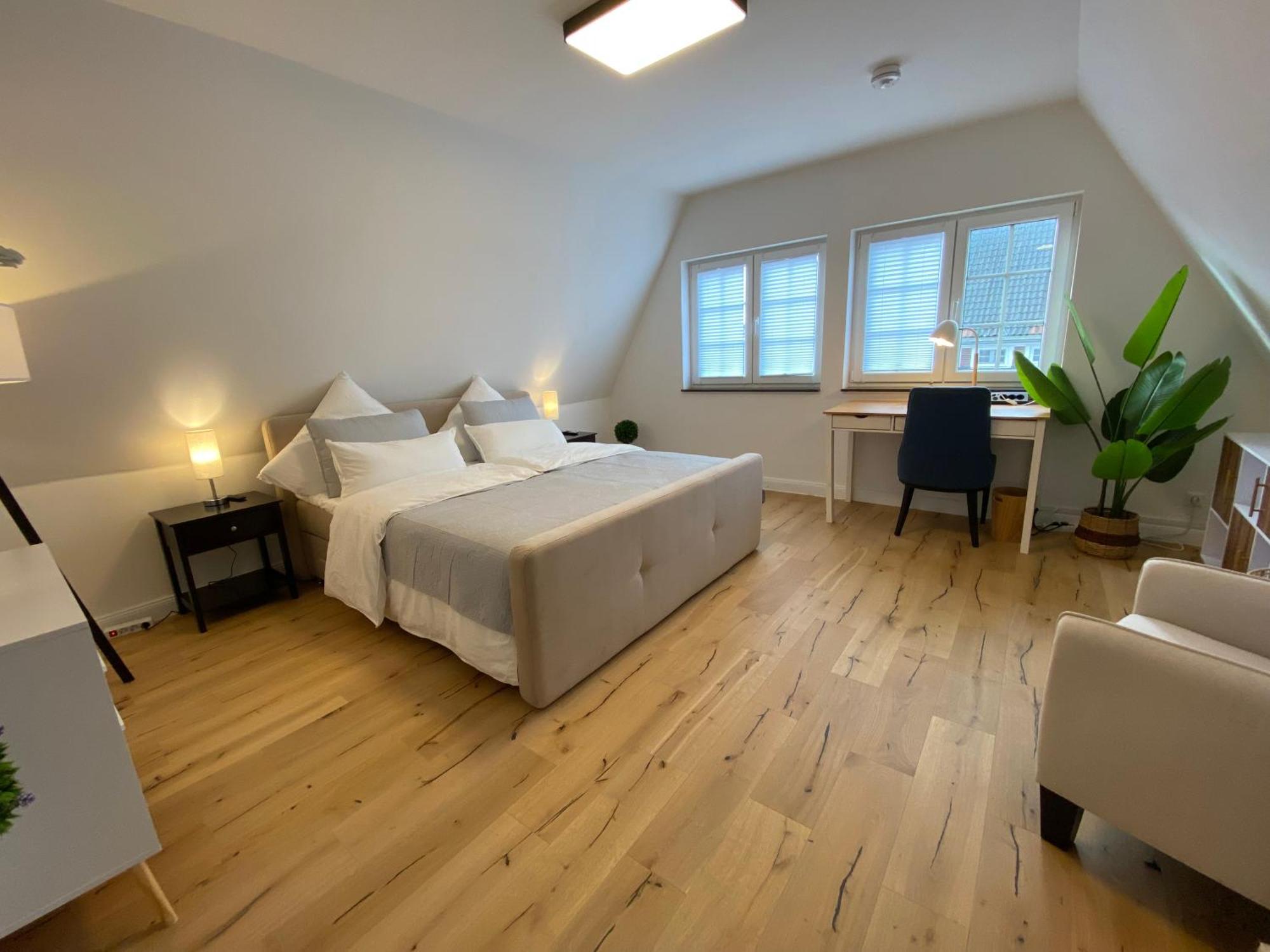 Stadtoase: Exklusive Apartments Fuer Ruhe Und Entspannung BRE Esterno foto