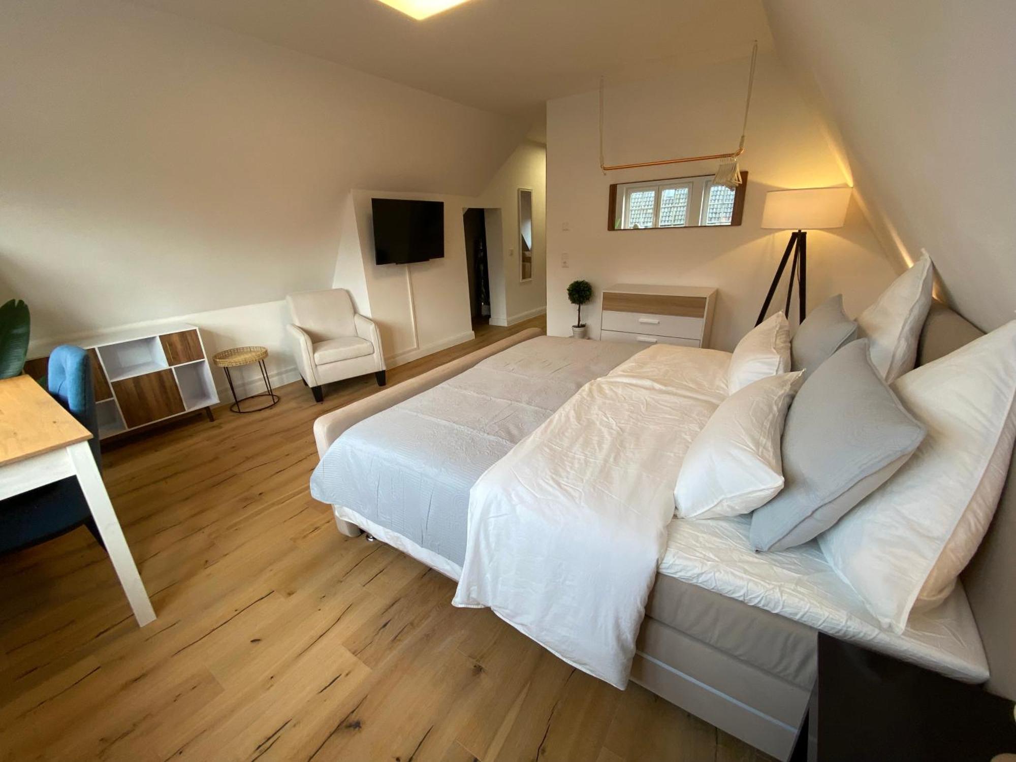 Stadtoase: Exklusive Apartments Fuer Ruhe Und Entspannung BRE Esterno foto